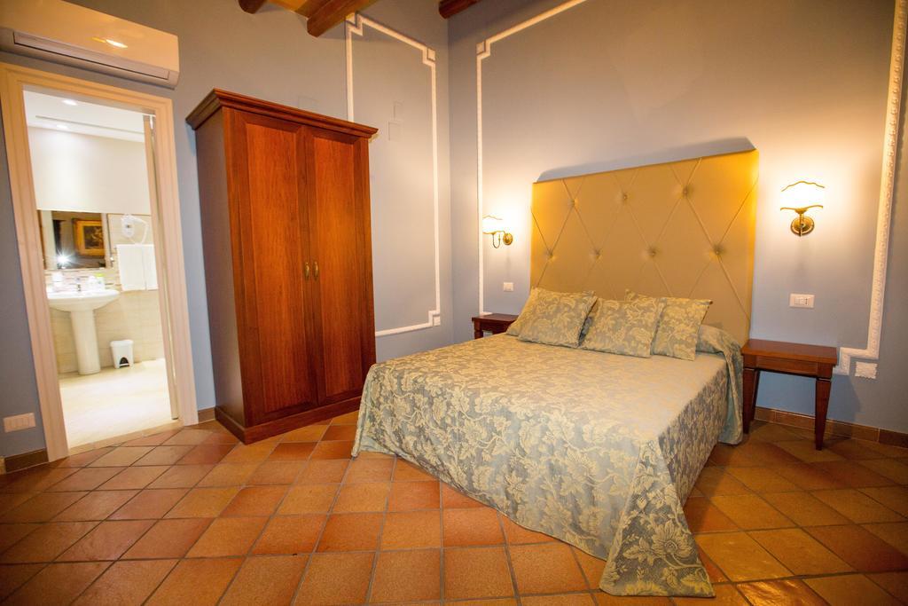 Palazzo Raho Hotel Cefalù Szoba fotó